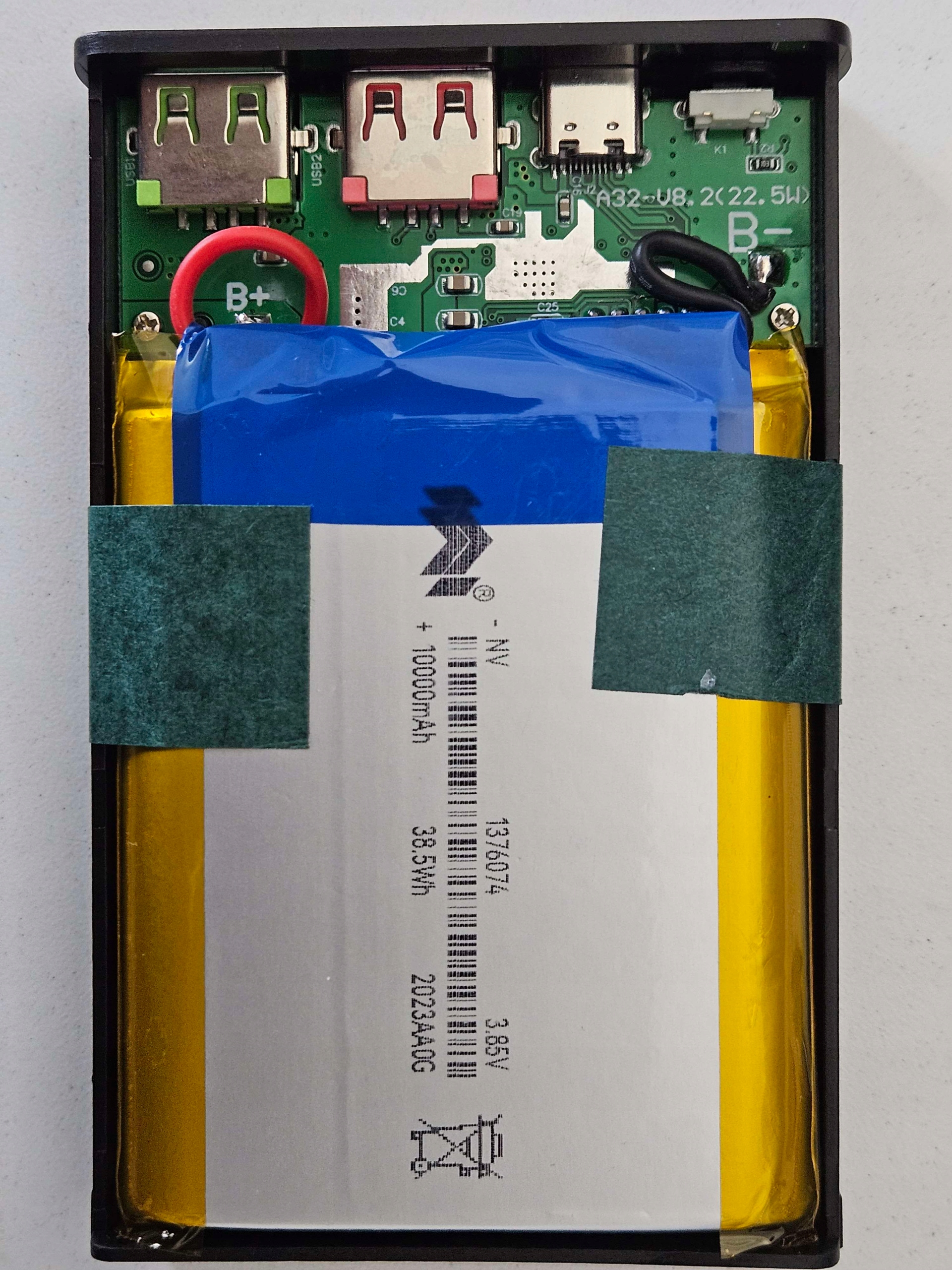 POWERBANK Mini MPB PRAWDZIWE 10000mAh PD 22.5W VT103C Kompaktowy Wydajny - obrazek 4