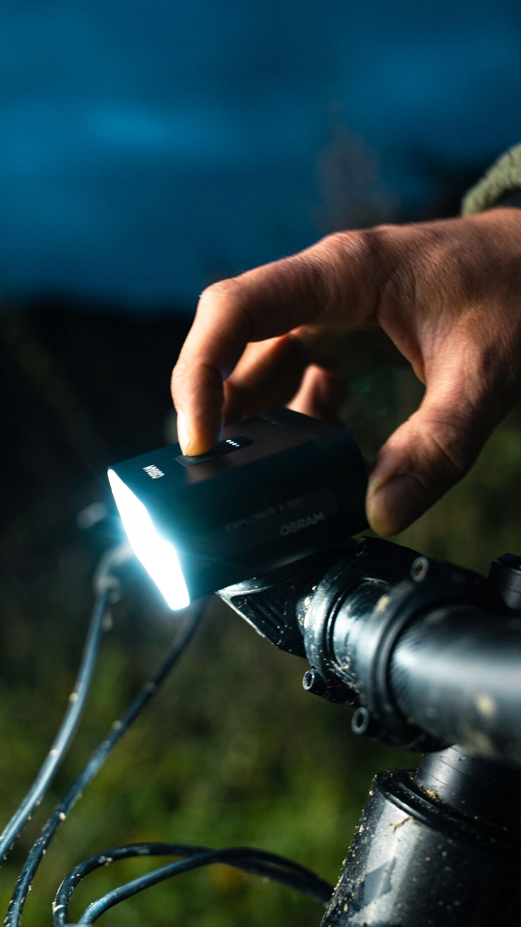 Zestaw lampek rowerowych przód i tył Osram LEDsBIKE EXPLORER X 500 SET - obrazek 11